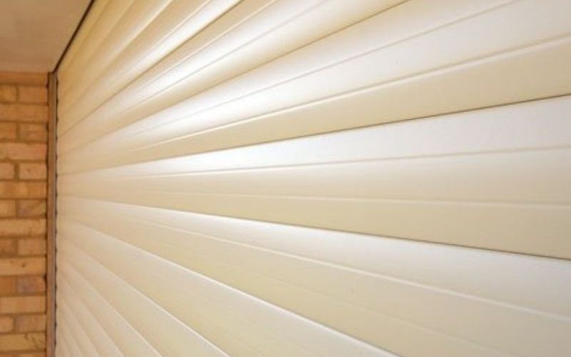 close up of the slats on a white roller garage door